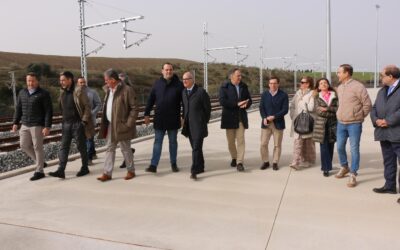 Martínez Almeida pone al Puerto Seco como ejemplo de las políticas del PP para impulsar empleo y oportunidades en Salamanca